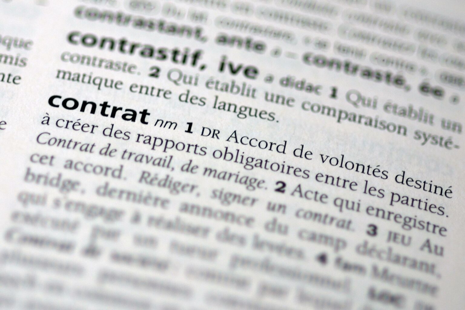Réforme des contrats spéciaux : contenu du contrat d’entreprise