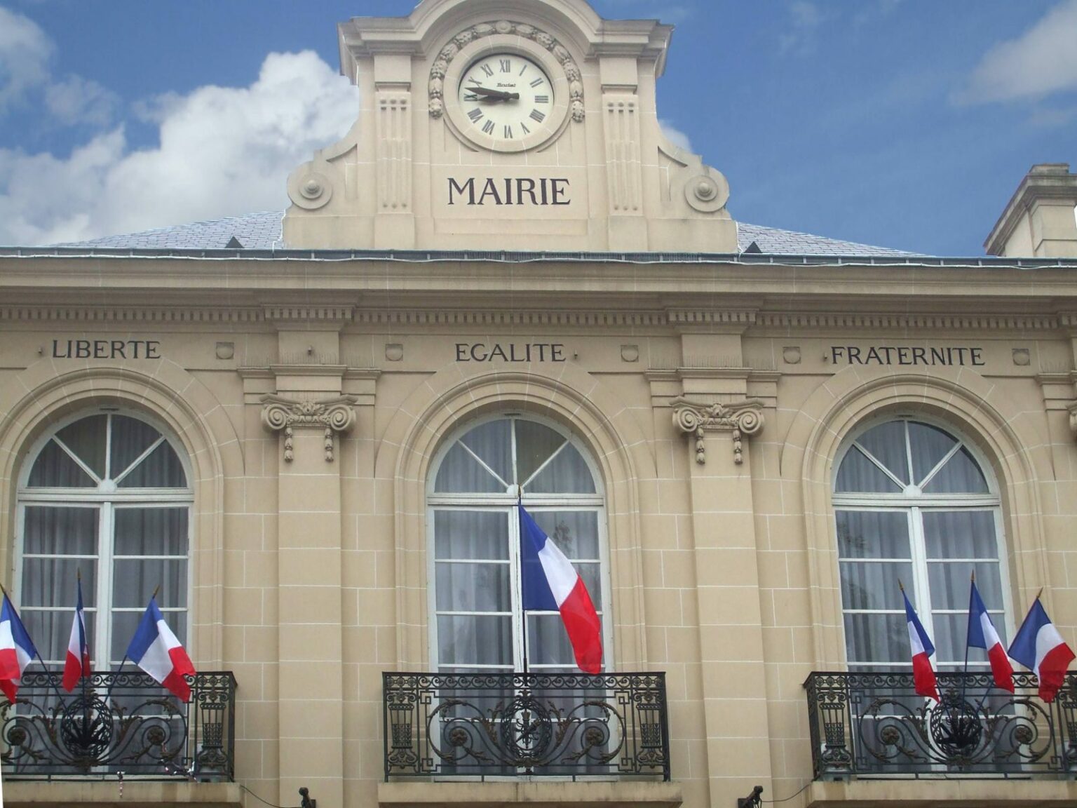 obligations rigoureuses en 10 lettres