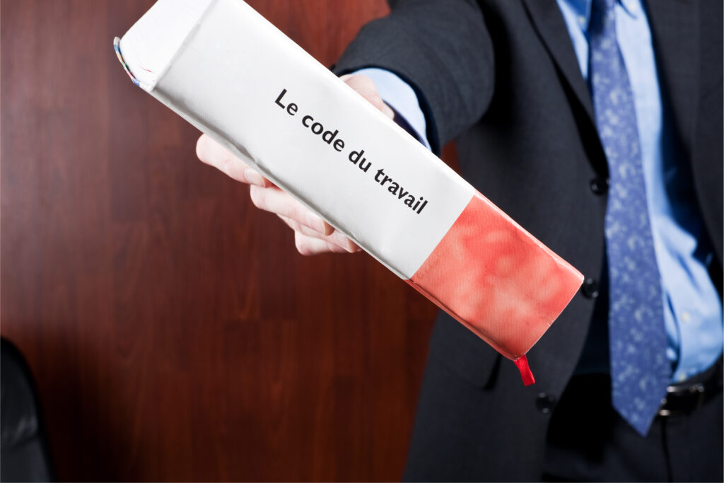 La présomption de démission en cas d’abandon de poste - Lexing Alain